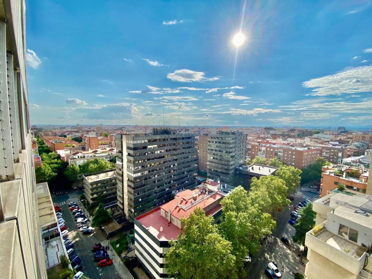 Charming Eurobuilding Skyline Madrid Apartment Exterior photo